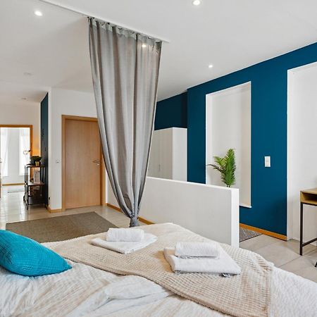 Gross, Modern, Vollausgestattet, Gemuetlich Mit Kueche Und Parkplatz Fuer Urlaub Oder Business Apartment Kettig ภายนอก รูปภาพ