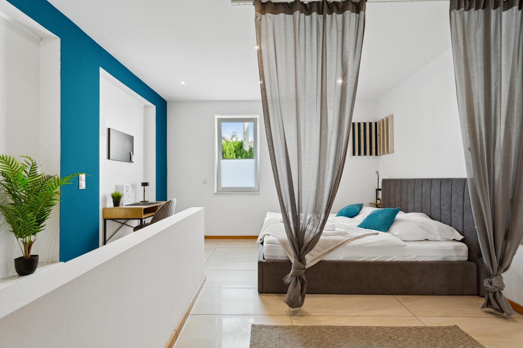 Gross, Modern, Vollausgestattet, Gemuetlich Mit Kueche Und Parkplatz Fuer Urlaub Oder Business Apartment Kettig ภายนอก รูปภาพ