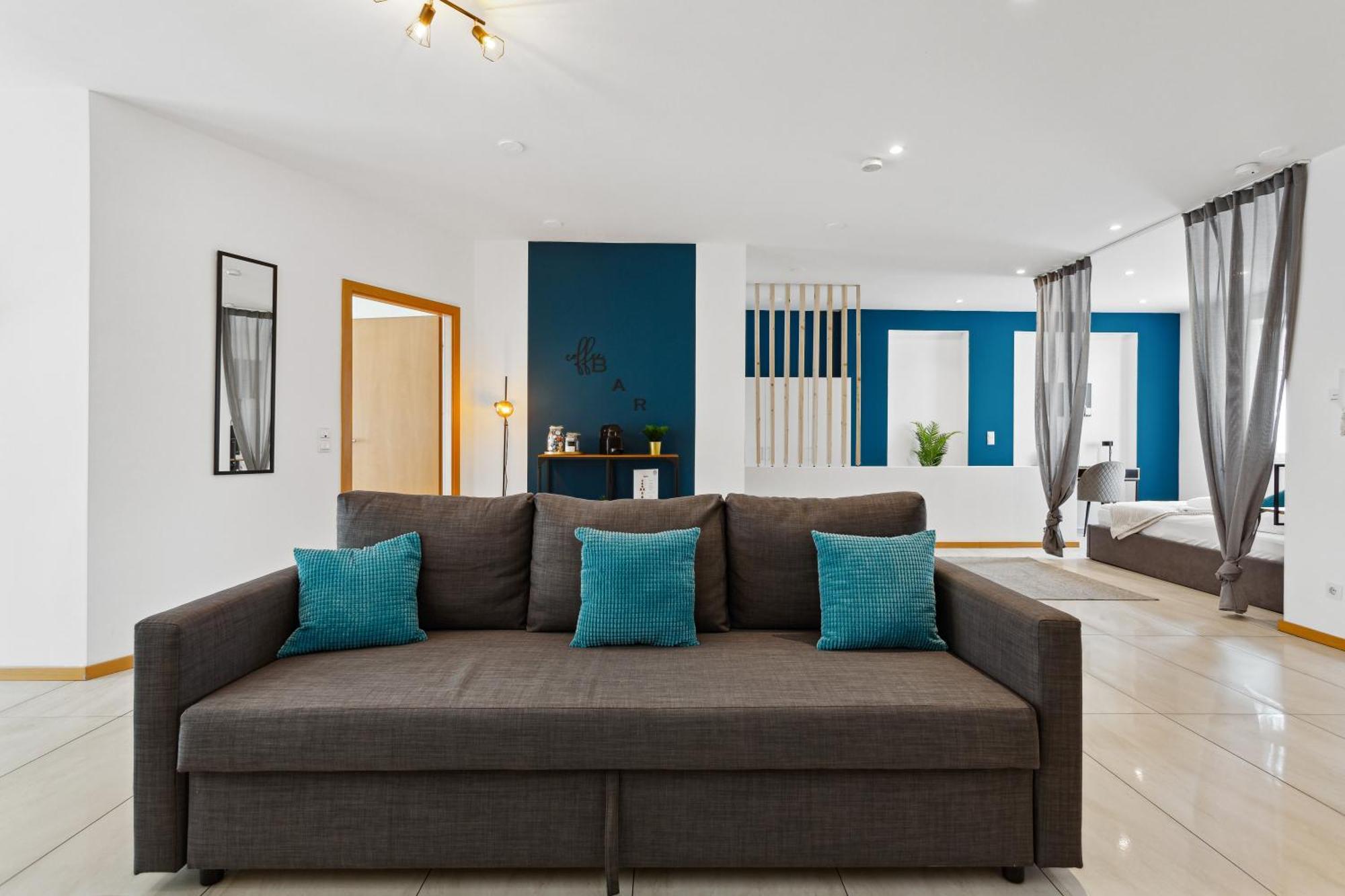 Gross, Modern, Vollausgestattet, Gemuetlich Mit Kueche Und Parkplatz Fuer Urlaub Oder Business Apartment Kettig ภายนอก รูปภาพ