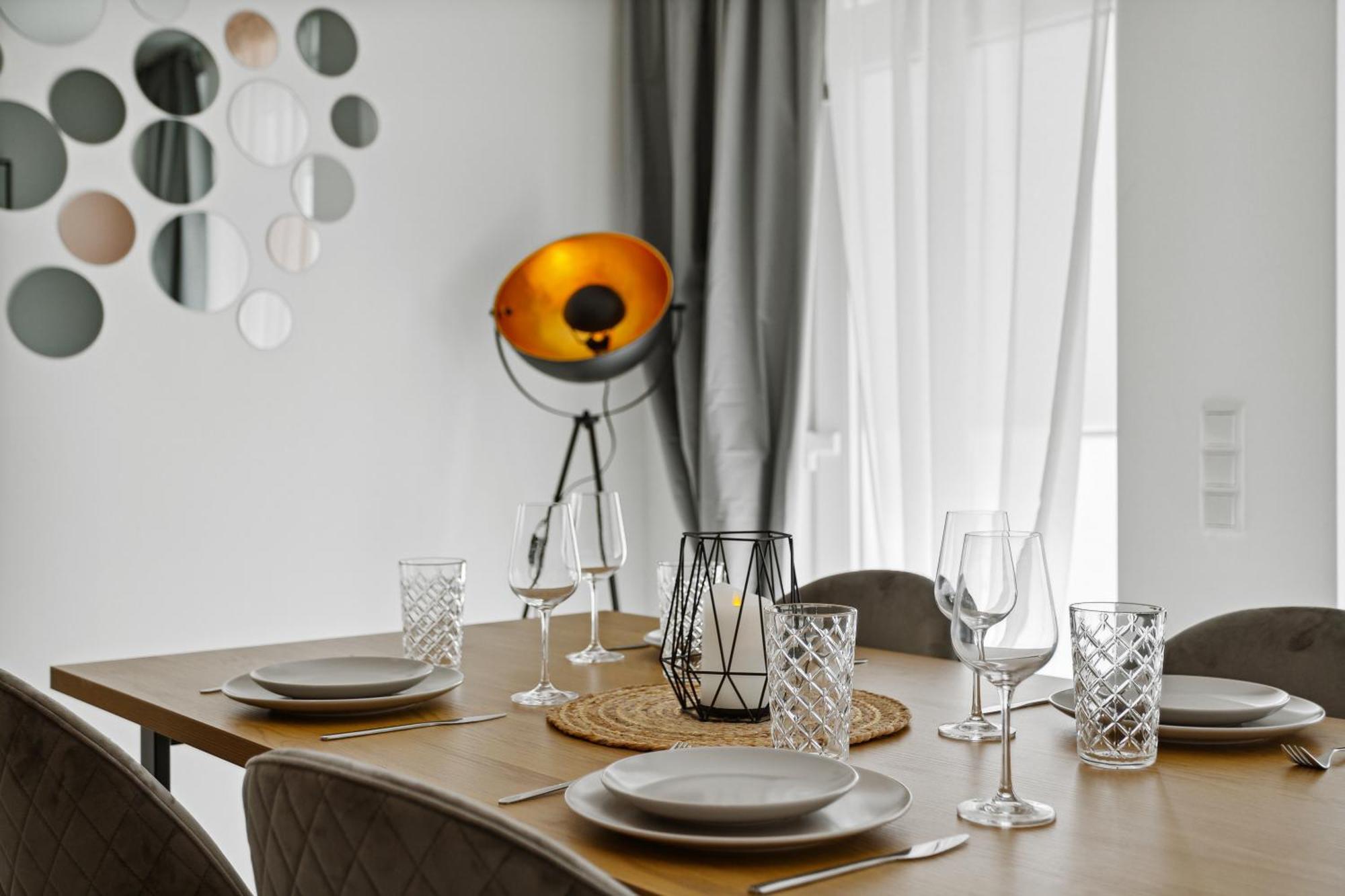 Gross, Modern, Vollausgestattet, Gemuetlich Mit Kueche Und Parkplatz Fuer Urlaub Oder Business Apartment Kettig ภายนอก รูปภาพ